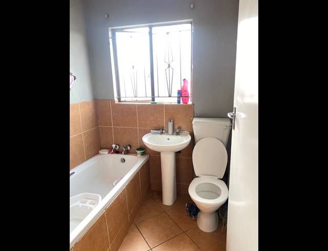 2 BEDROOM HOUSE FOR SALE IN LOTUS GARDENS